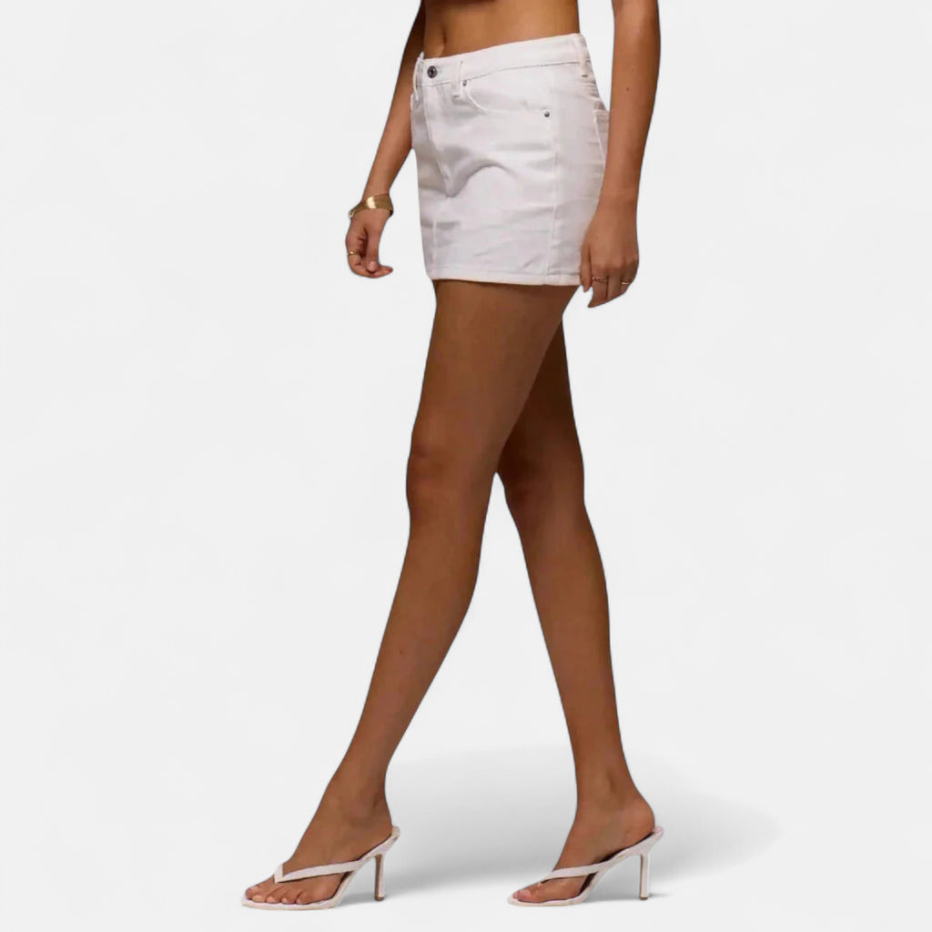 Jupe en jean blanche courte